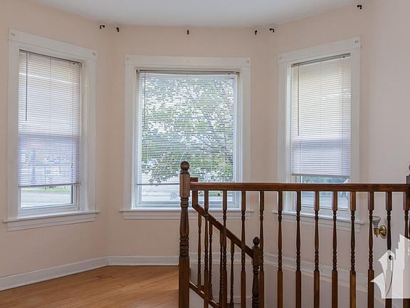 4th image of 5454 N Ashland Ave #1AAA