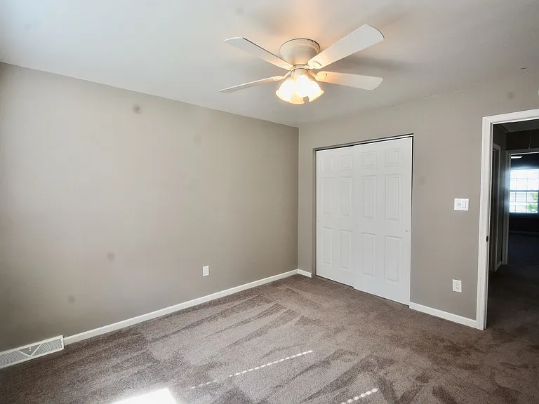107 Redden Ln — Photo 20