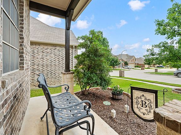 4th image of 12617 Diamond Peak Dr