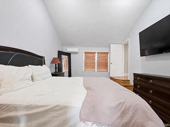 5th image of 95 Union Street