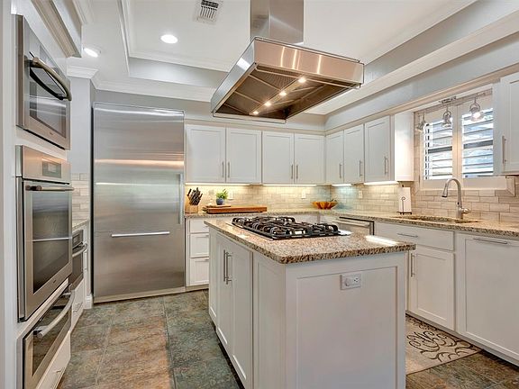 4th image of 109 Winged Foot Dr