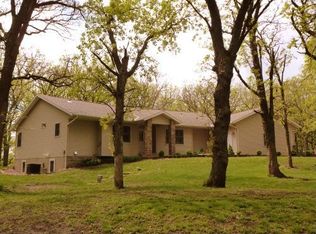 42111 440th Ave, Windom, MN 56101