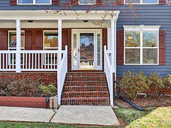2nd image of 4068 Bamborough Dr
