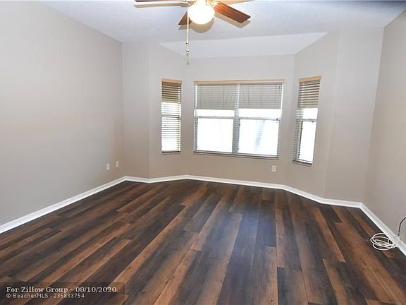 5th image of 4775 48th Ave