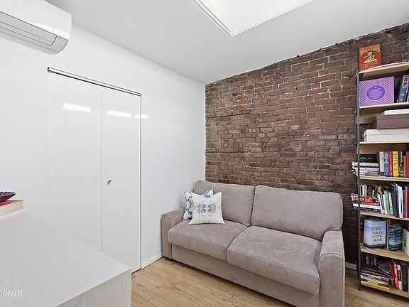 5th image of 356 W 23rd St APT 4B