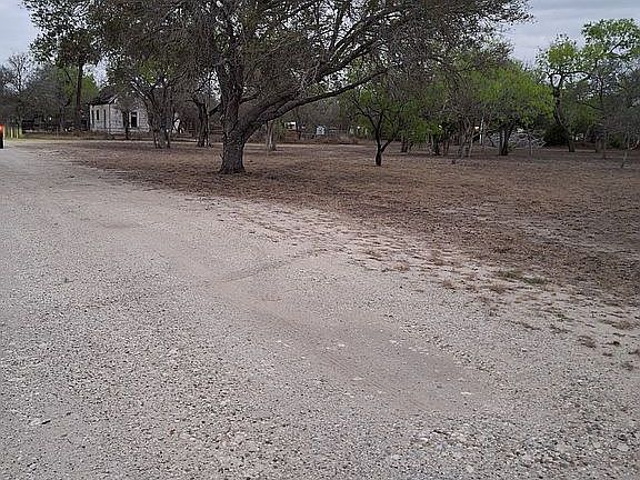3rd image of 2576 Highway 59 W