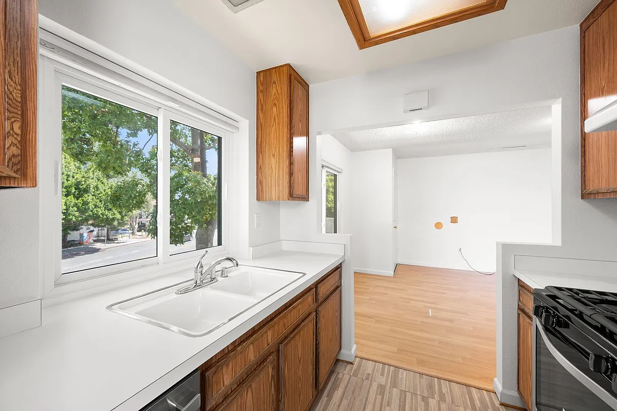 Building Photo - 8355 Capricorn Way #12