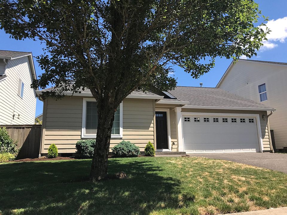 1st image of 4013 NE 165th Ave