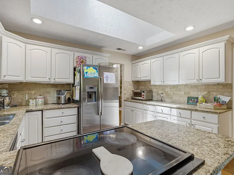 505 Summerhill Pl — Photo 11