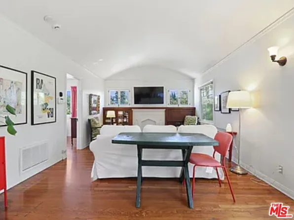 924 1/4 Maltman Ave, Los Angeles, CA 90026