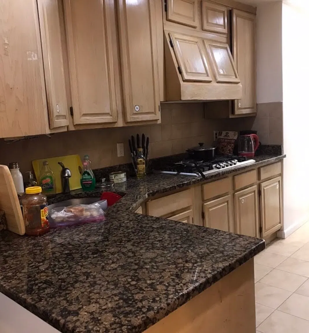 1 bed, 1.5 bath, $1,100 — Photo 4