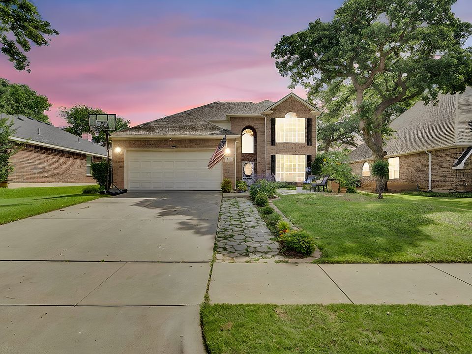 1st image of 517 Crawford Dr