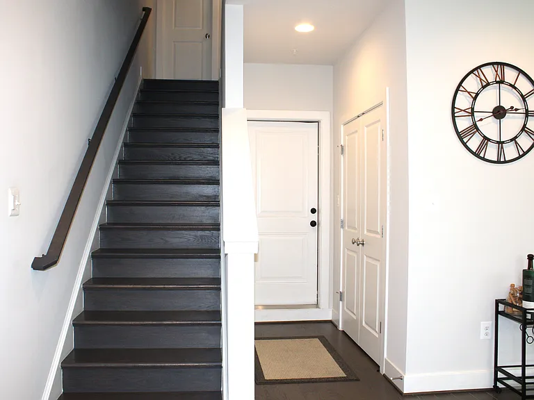 5040 Oakmoore Dr — Photo 13