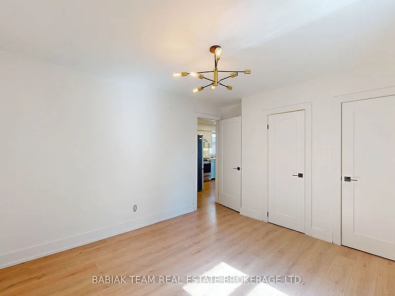 40 Alexander St — Photo 19