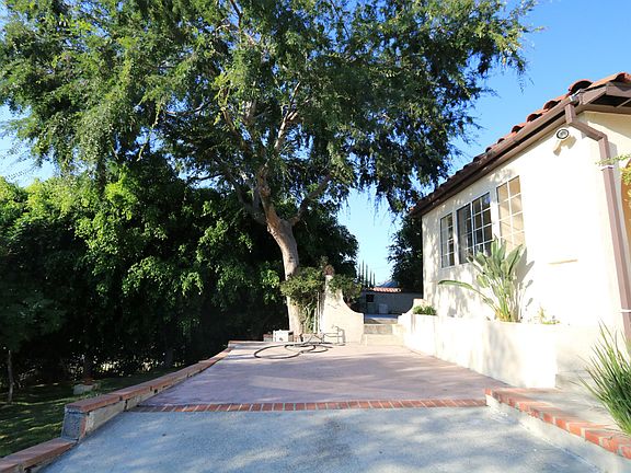 Front of house (side view)