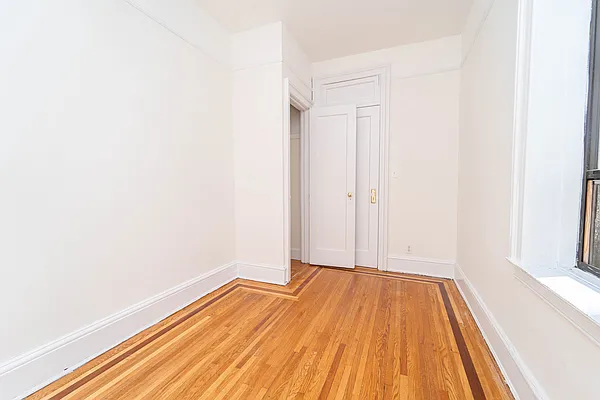 Rented by Modern Spaces | media 17