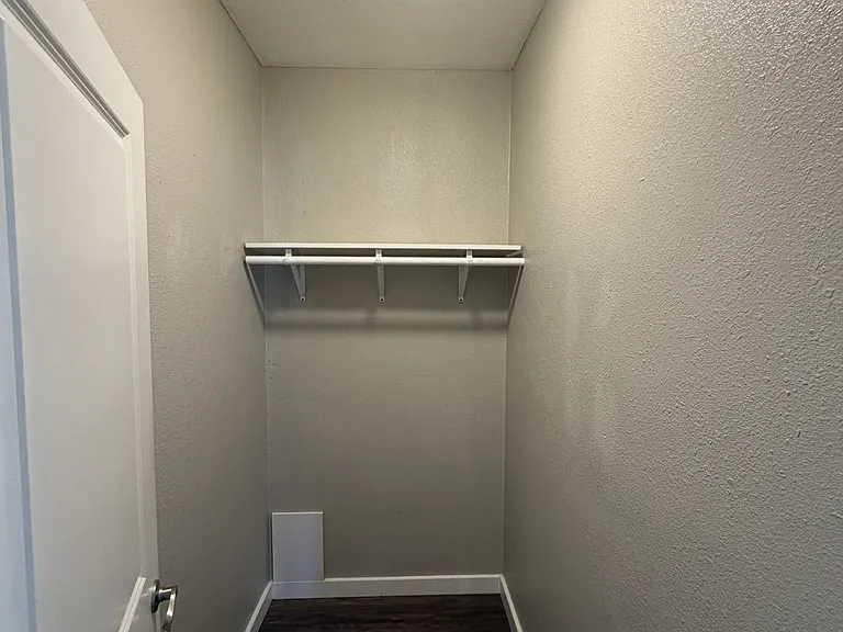 601 Linden Ave #103 — Photo 8