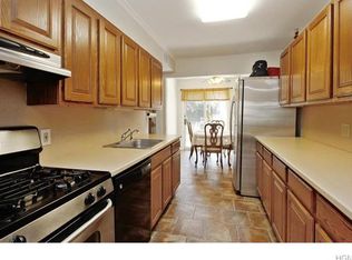 11 Leffingwell Pl, New Rochelle, NY 10801