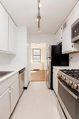 Rented by Mirador Real Estate | media 28