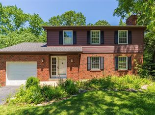 78 Thorncliff Ln, Saint Louis, MO 63122