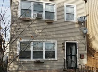 2016 W 23rd St, Chicago, IL 60608