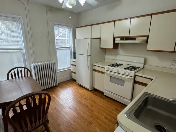 35A Harvard St #2, Brookline, MA 02445