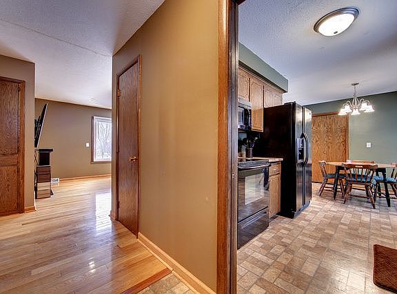 2nd image of 3308 Brookview Dr