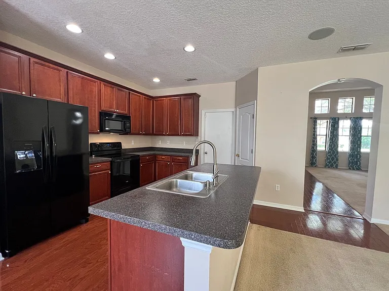 13491 Teddington Ln — Photo 12