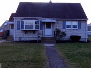 25 Olden Ter, Hamilton, NJ 08610