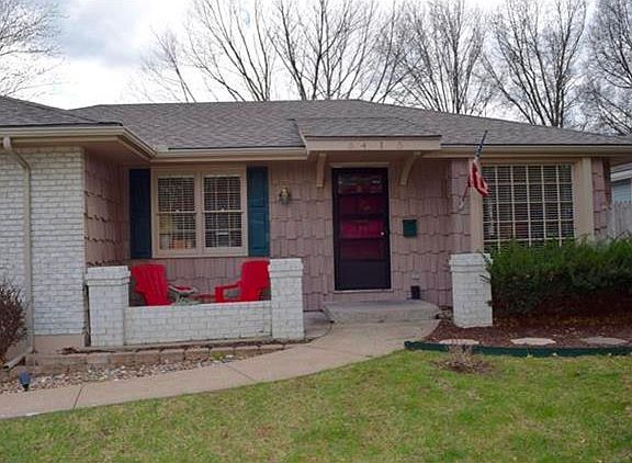 2nd image of 5415 Melrose Ln