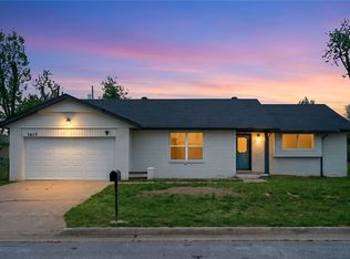 1615 W Sherryden Dr, Rogers, AR 72758