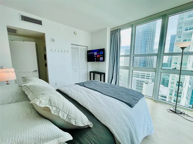 950 Brickell Bay Dr #2601 — Photo 12