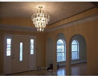 3rd image of 10901 Zenith St