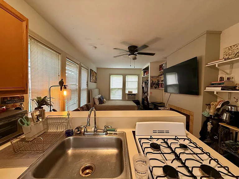 3305 Duval St #B — Photo 6