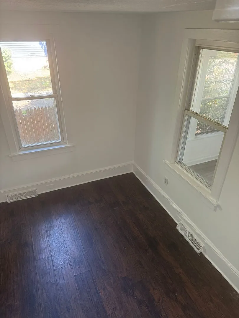 Charming Recently Renovated 1-Bedroom Single-Family Home with Bonus Room — Photo 2