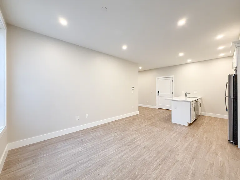 58 River St #3 — Photo 2