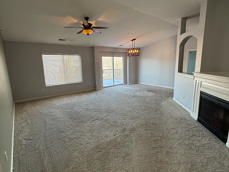 2191 Rolling Hills Dr — Photo 13