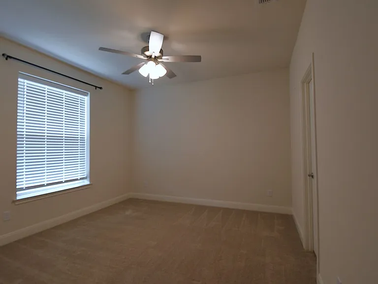 6067 Hamilton Meadows Way — Photo 16