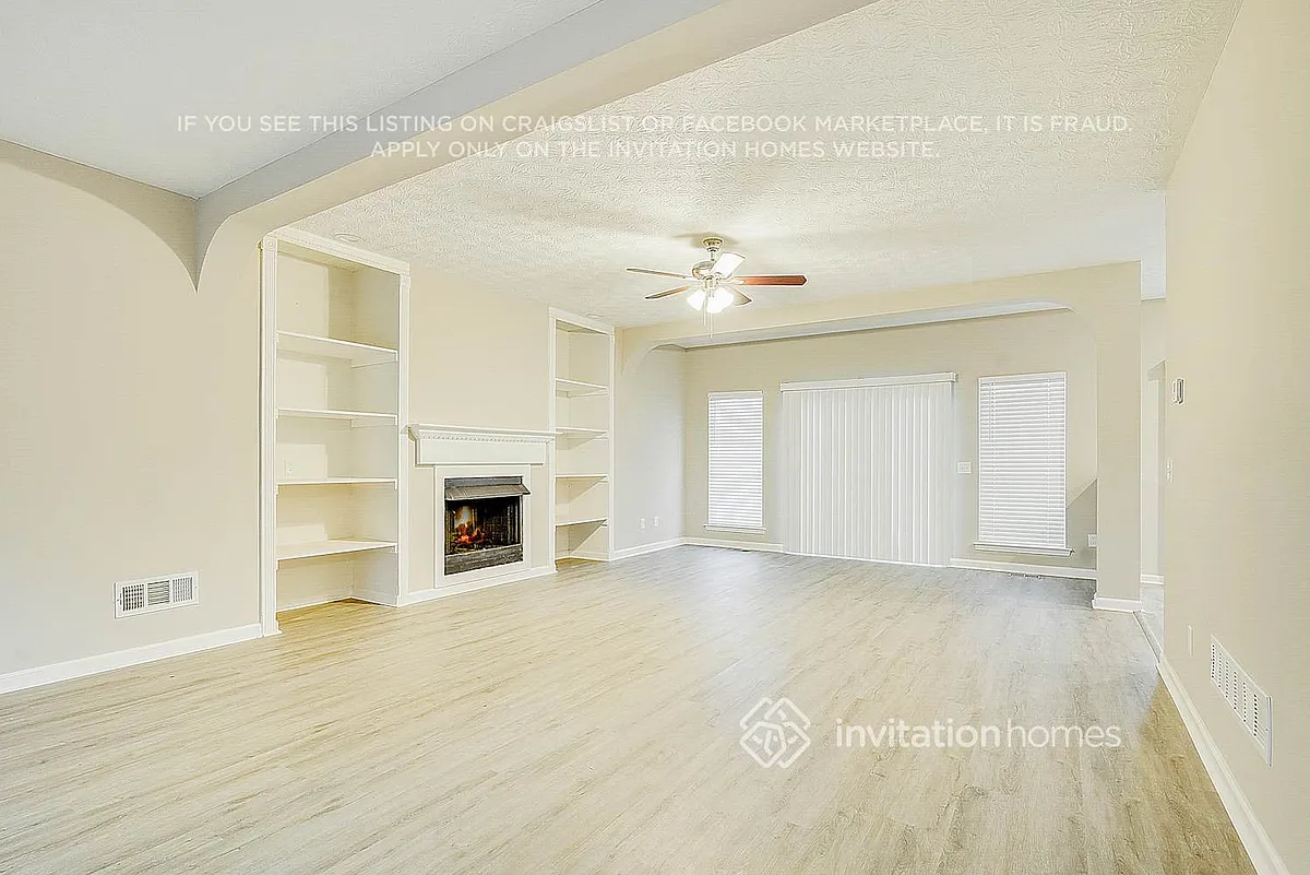 Building Photo - 482 Waterfront Dr