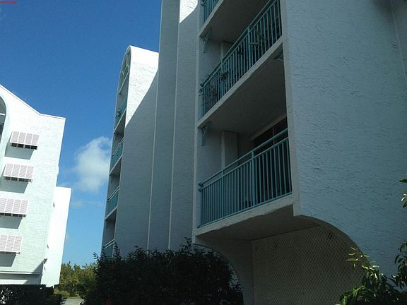 4th image of 3635 Seaside Dr APT 203