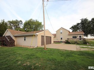 19070 County Road 3400 Rd E, Green Valley, IL 61534