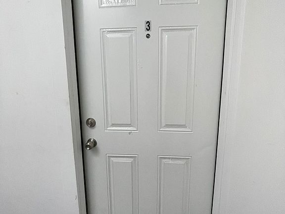 3rd image of 223 Rockaway Ave #3