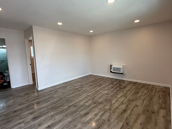 3rd image of 7038 Alabama Ave APT 205
