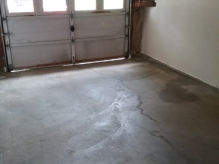 120 Charles Cir #120 — Photo 4
