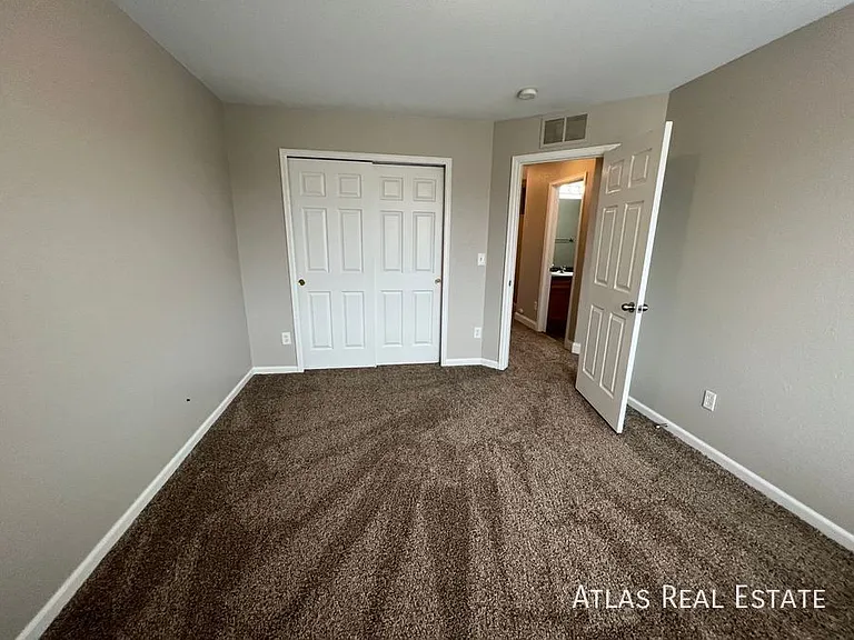 4413 Centerville Dr — Photo 15