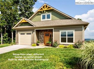 1391 River Club Rdg, Lenoir, NC 28645