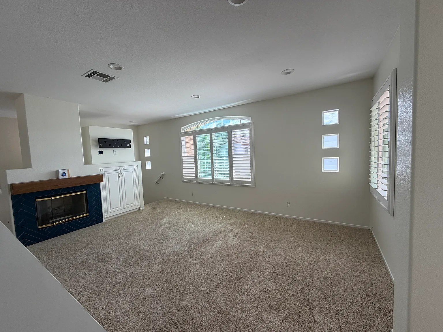 10930 Ivy Hill Dr — Photo 4