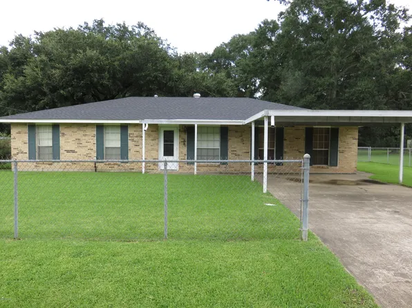 125 Kentwood Dr, Carencro, LA 70520