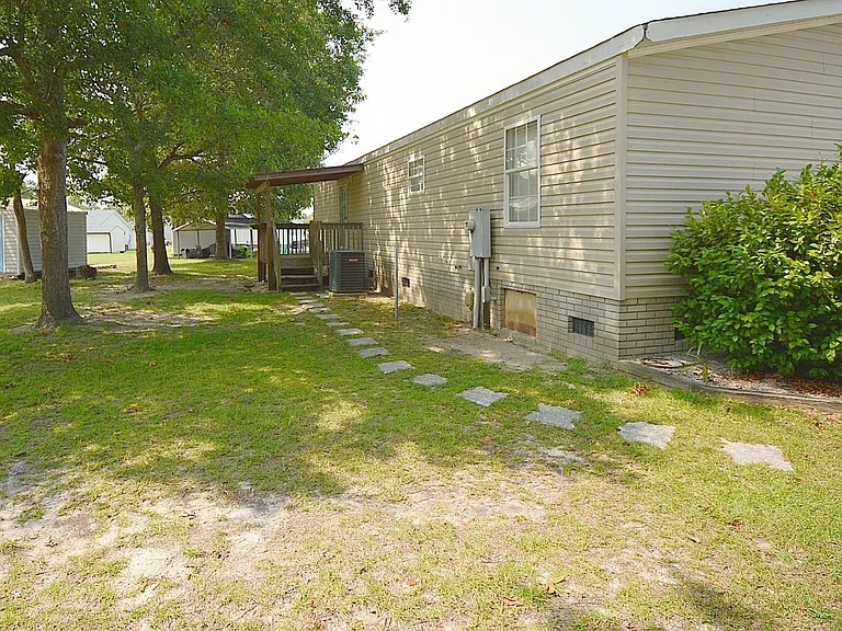 106 Fishtail Ct — Photo 20