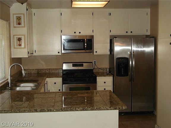 5th image of 5828 Santa Catalina Ave